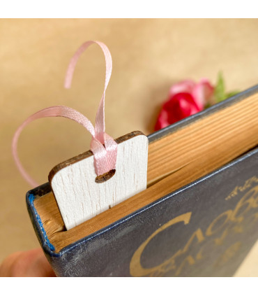 “Melody of Inspiration” Wooden Music Bookmark – Treble Clef & Notes