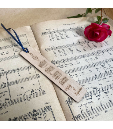 Wooden Music Bookmark – “Melody of Inspiration”