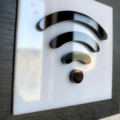 Табличка Wi-Fi з фанери та акрилу