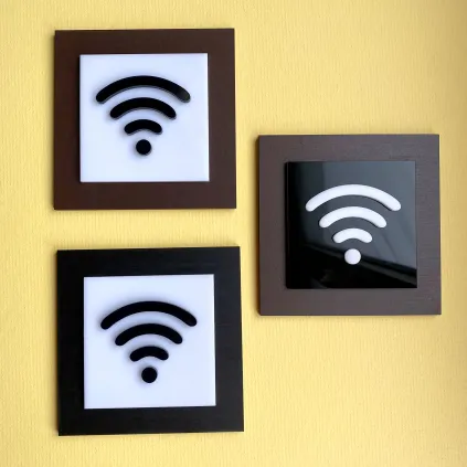 Табличка Wi-Fi з фанери та акрилу