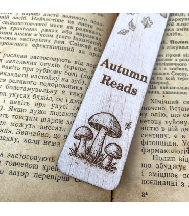 Wooden Bookmark “Autumn Reads”